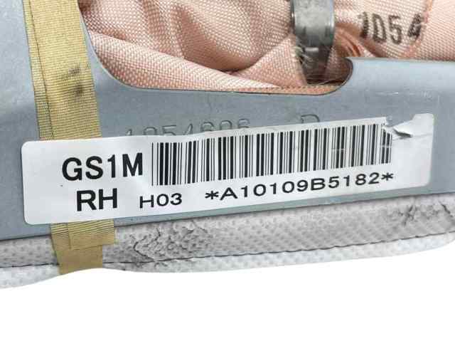 MAZDA GS1M57KM0D Шторка боковая, правая в наличии Кривой Рог