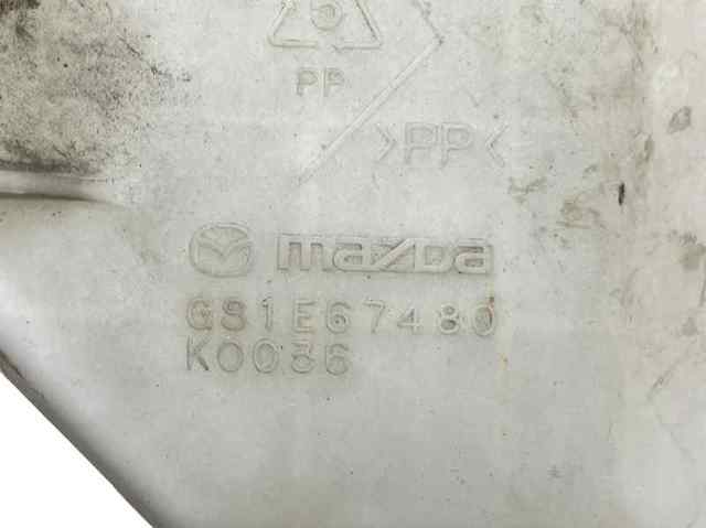 MAZDA GS1N67480A Бачок омывателя в наличии Ирпень