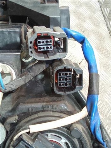 MAZDA GS7T51031G Фара правая в наличии Ужгород