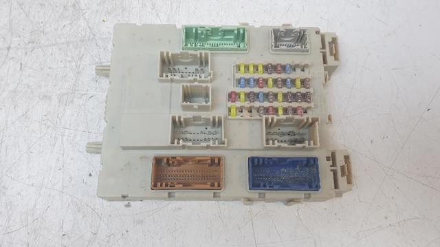 GV6T14A073EJ Блок предохранителей купить Николаев