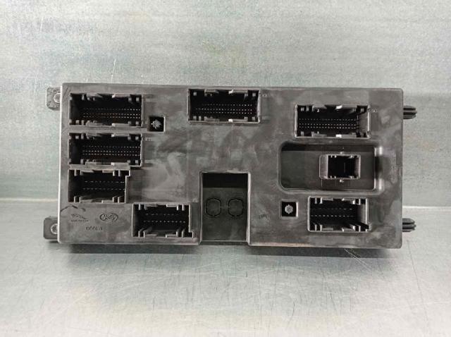 LAND ROVER GX7314F041AL в наличии Павлоград