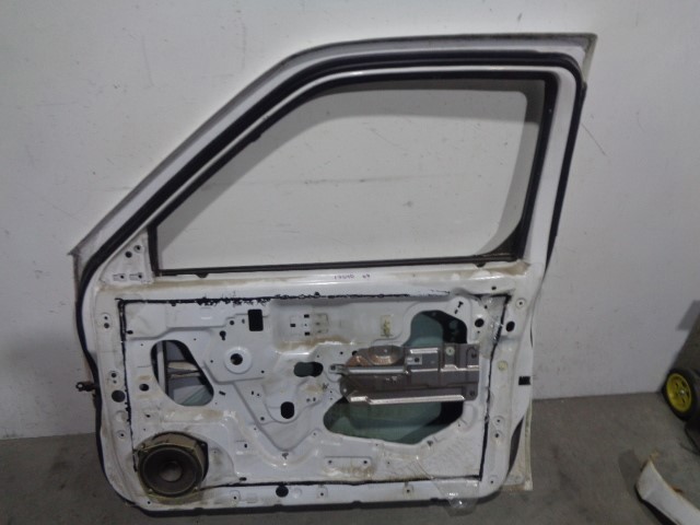 H0100VJ9MM NISSAN Дверь передняя правая купить в Черновцы