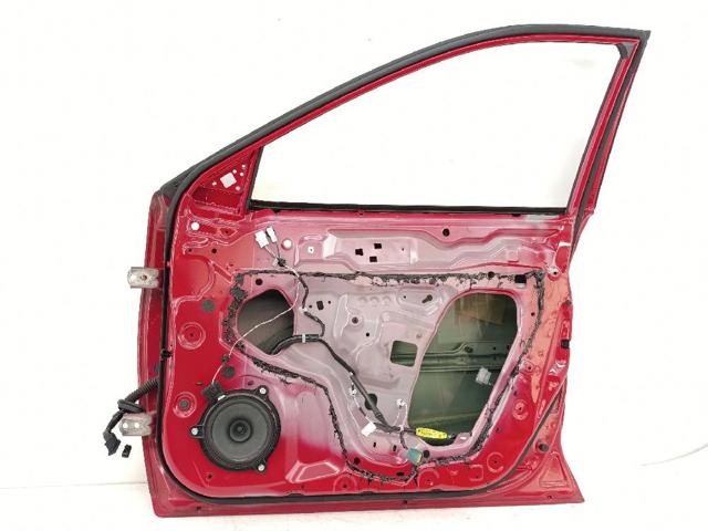 H010M4CBAA NISSAN Дверь передняя правая купить в Тернополь