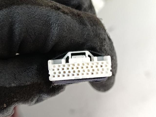 H010M4CBAA NISSAN Дверь передняя правая купить в Николаев