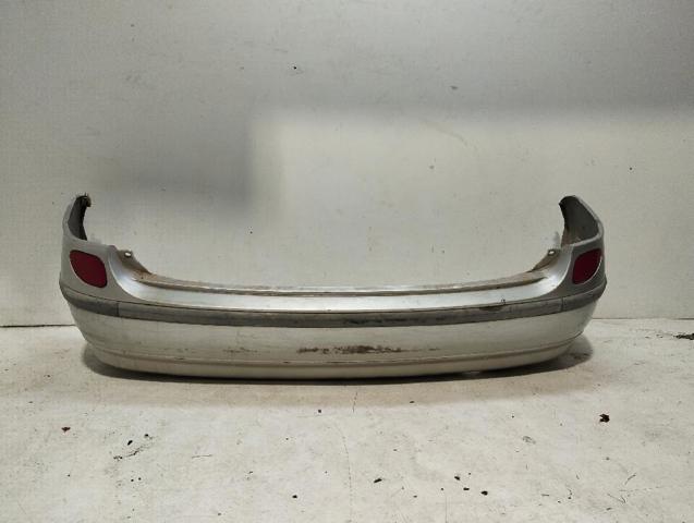 Pára-choque traseiro Nissan Almera V10