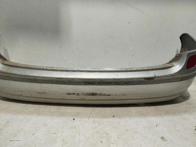 Pára-choque traseiro Nissan Almera V10