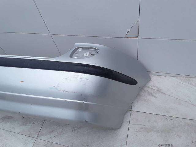 Pára-choque traseiro Nissan Almera V10