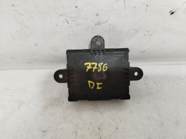 LAND ROVER HK8314D618BB в наличии Одесса