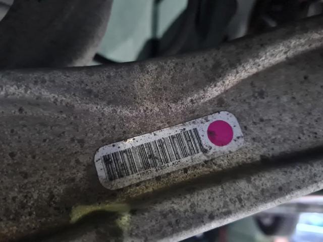 HK833C254AD Рычаг передней подвески нижний правый купить Тернополь