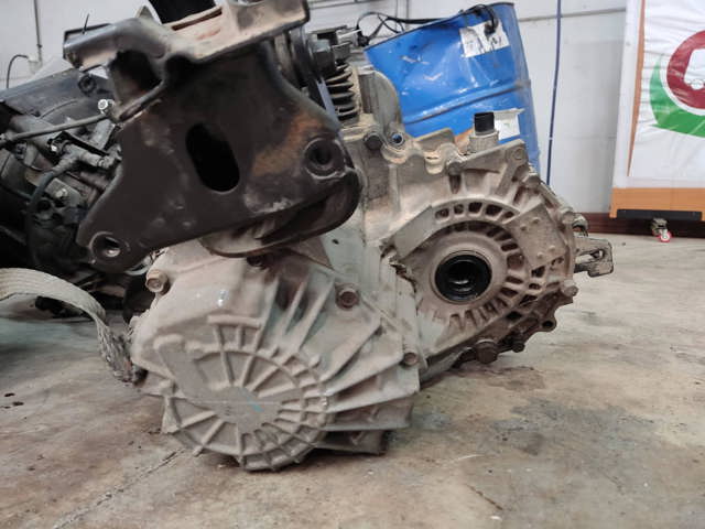 J21775 HYUNDAI КПП купить в Чернигов