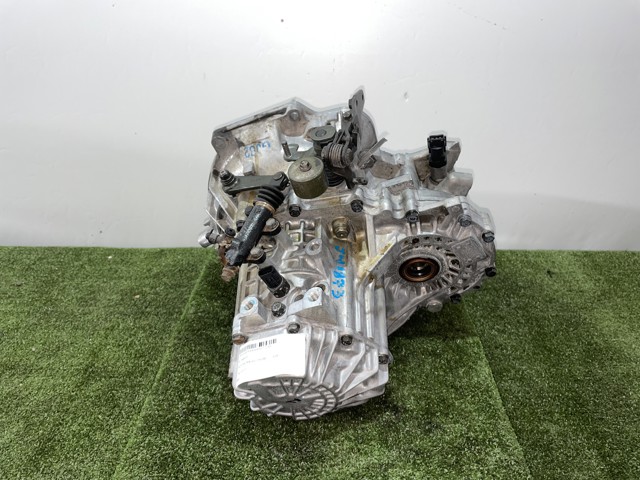 HYUNDAI J41873 в наличии Черновцы