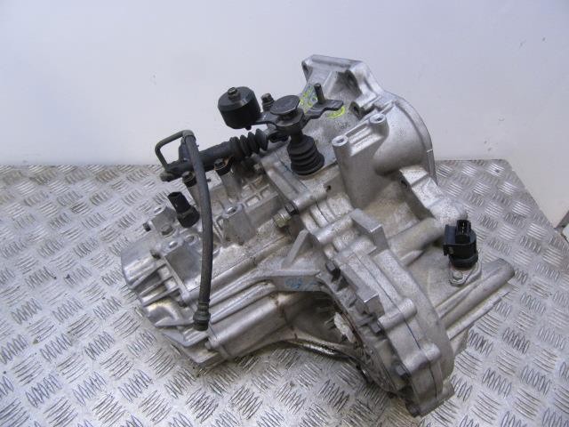 J61873 HYUNDAI купить в Каменское