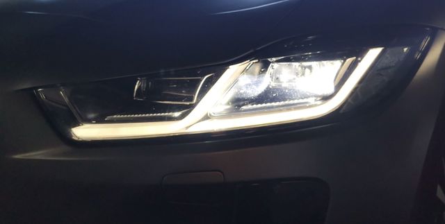 JAGUAR J9D313W030 Фара левая в наличии Винница