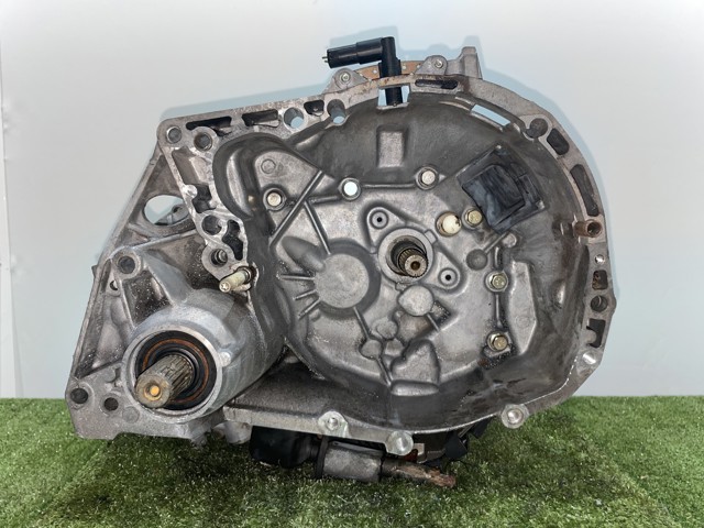 JB1946 RENAULT КПП в сборе (механическая коробка передач) купить в Киев
