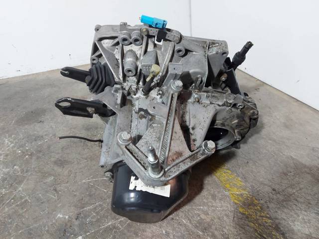 RENAULT JB1994 КПП в сборе (механическая коробка передач) в наличии Чернигов