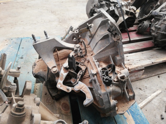 Caixa de Mudança montada (caixa mecânica de velocidades) Renault LOGAN 2 L52