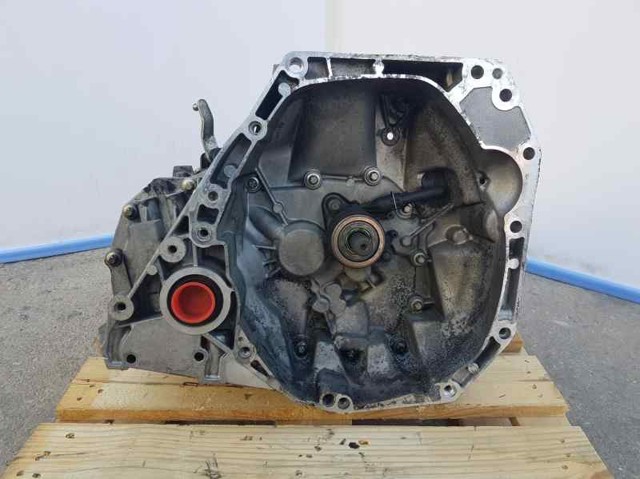 NISSAN JR5318 КПП в сборе (механическая коробка передач) в наличии Ужгород