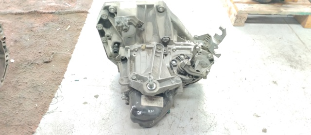 NISSAN JR5318 КПП в наличии Львов