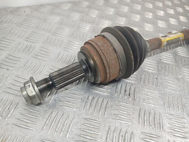 FORD JT763B437AB Полуось (привод) передняя левая в наличии Николаев