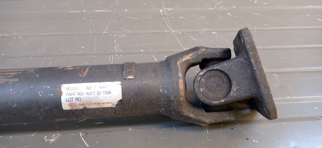 HYUNDAI K01125100A Вал карданный к переднему мосту в наличии Николаев