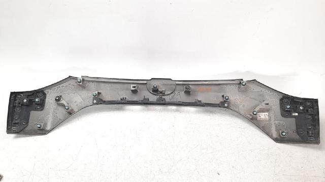 KB7W50851 Молдинг крышки багажника купить Киев