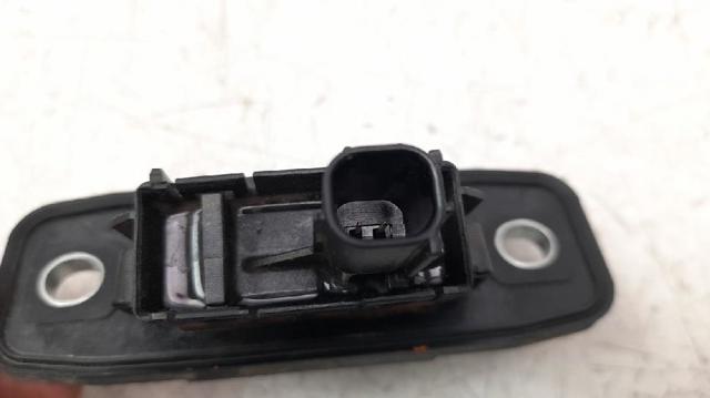 MAZDA KB7W624B0 Кнопка привода замка крышки багажника (двери 3/5-й (ляды) в наличии Хмельницкий