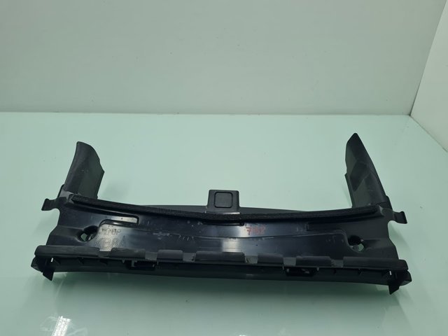 MAZDA KB8A501C1 в наличии Черновцы