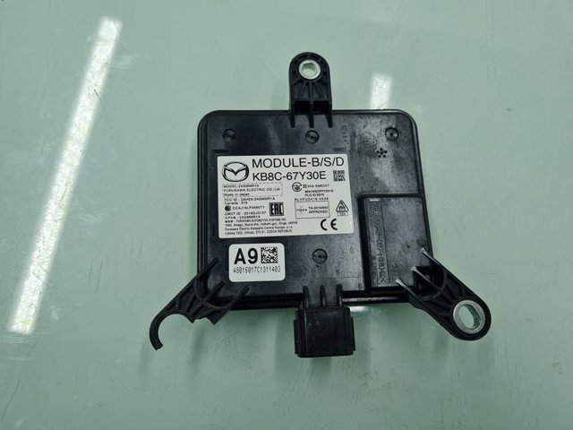 KB8C67Y30E Датчик контроля мертвой зоны задний купить Полтава