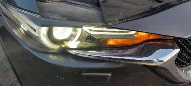 MAZDA KB8N51031H Фара правая в наличии Черновцы