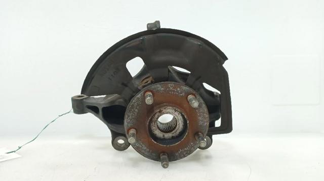 MAZDA KD3533031 Цапфа (поворотный кулак) передний левый в наличии Ровно