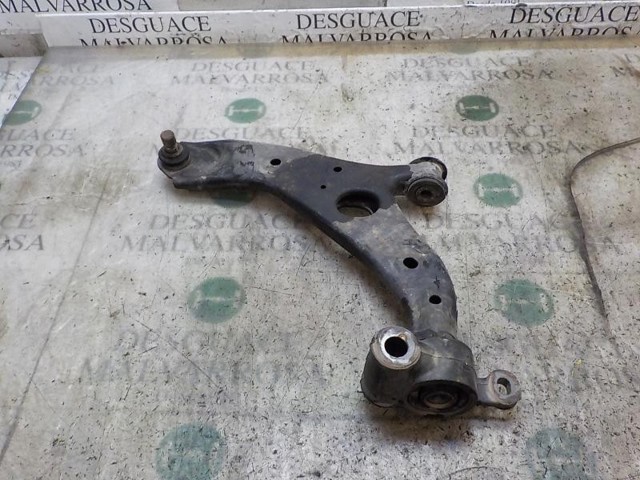 Braço oscilante inferior esquerdo de suspensão dianteira KD3534350D MAZDA