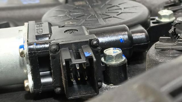 Mecanismo de acionamento de vidro da porta dianteira direita Mazda CX-5 1 KE, GH