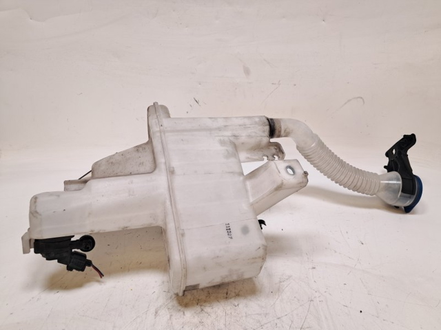 KD5367481 MAZDA Бачок омывателя стекла купить в Чернигов