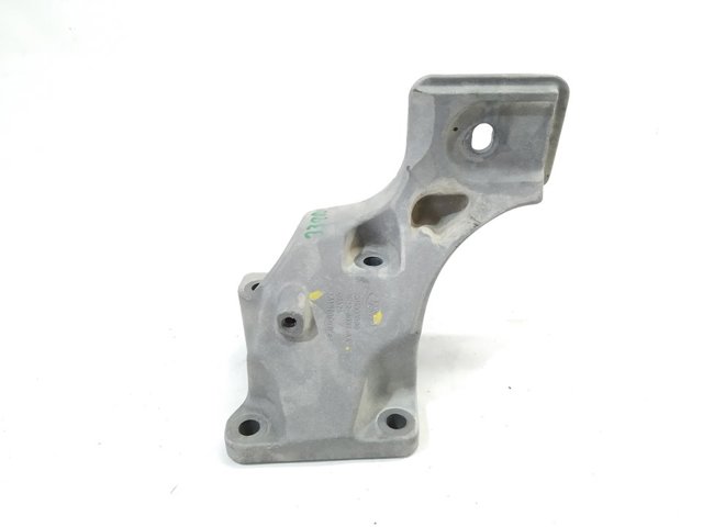 LAND ROVER KKU500590 Кронштейн подушки (опоры) двигателя правой в наличии Житомир