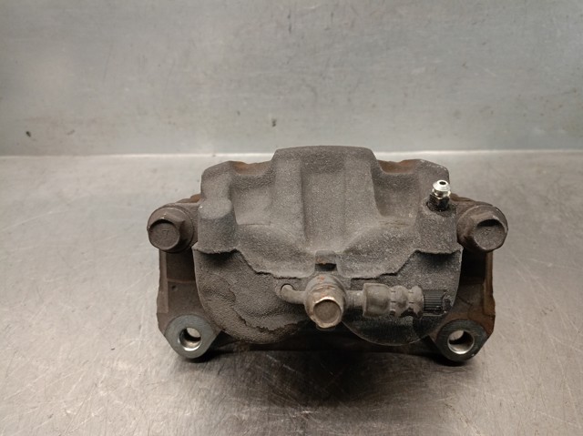 MAZDA L23233980C Суппорт тормозной передний правый в наличии Павлоград