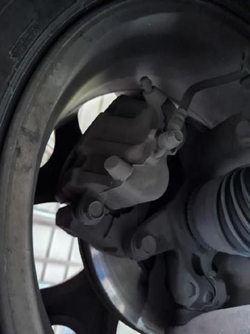 L23233980C MAZDA Суппорт тормозной передний правый купить в Каменское