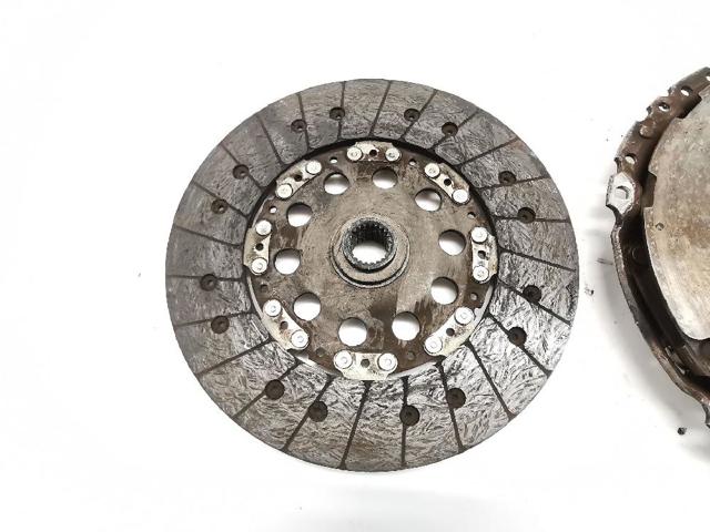 MAZDA L30416410 Корзина сцепления в наличии Тернополь