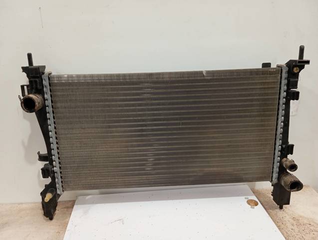 L8066004 FIAT Радиатор охлаждения двигателя купить в Винница