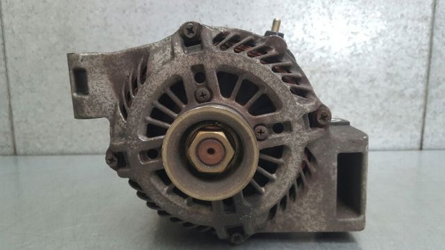 MAZDA LF5018300A Генератор в наличии Одесса