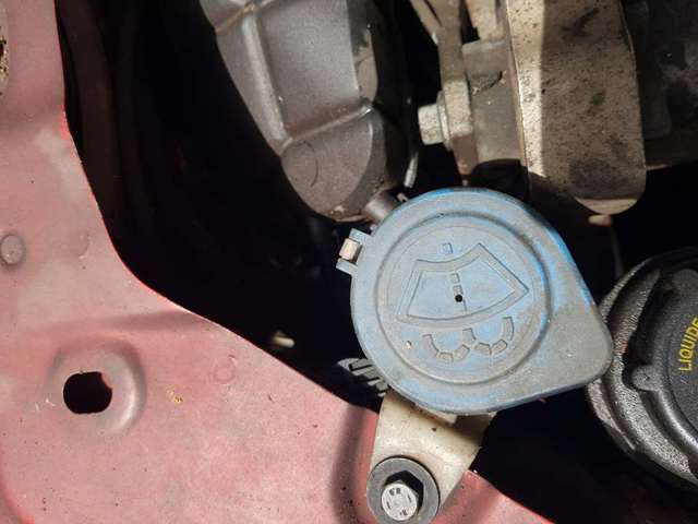 LR002305 Land Rover