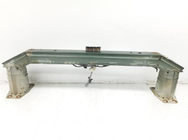 Reforçador do pára-choque dianteiro LR005532 Land Rover