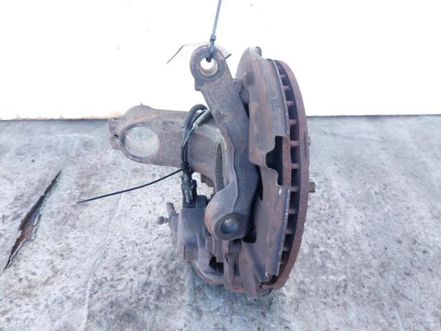 LR006858 LAND ROVER Цапфа (поворотный кулак) передний правый купить в Украина