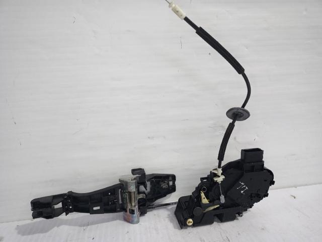 LR011303 LAND ROVER Замок двери задней левой купить в Одесса
