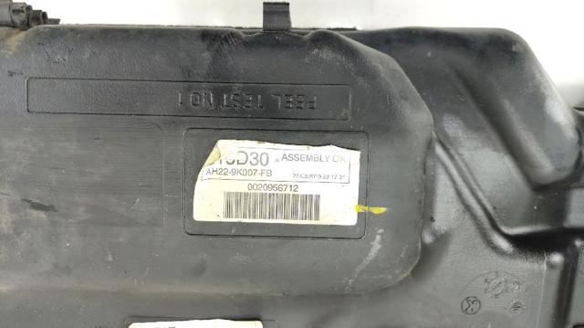 LR013745 Бензобак купить Кривой Рог