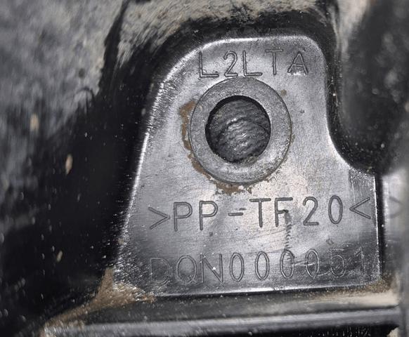LR013860 LAND ROVER Кронштейн бампера заднего левый купить в Житомир