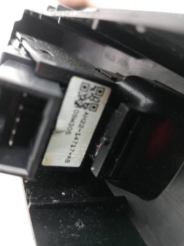 LAND ROVER LR013904 Кнопка включения мотора стеклоподъемника задняя в наличии Черкассы