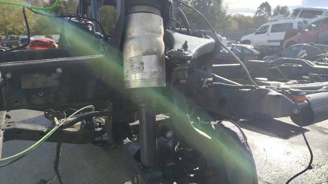 LR013930 LAND ROVER Амортизатор передний купить в Павлоград