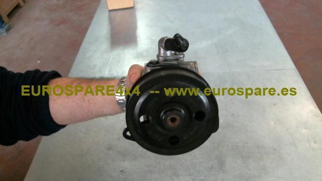LAND ROVER LR014090 Насос гидроусилителя руля (ГУР) в наличии Николаев