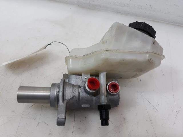 Cilindro mestre do freio LR014430 LAND ROVER