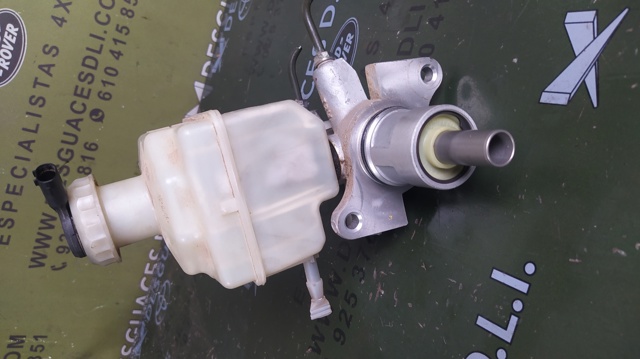 LR014528 Цилиндр тормозной главный купить Львов